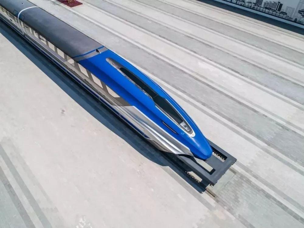 真正黑(hēi)科技,速度比飛(fēi)機還快?中國基(jī)建再創奇迹,時(shí)速達1000公裡